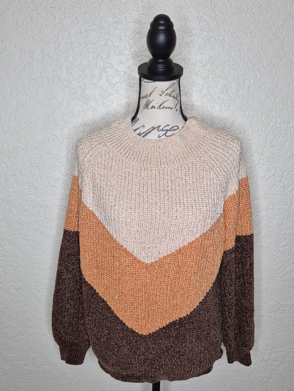 Pink Lily Colorblock Sweater Size S
